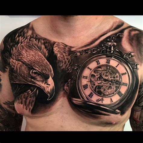 diseos tatuajes en el pecho para hombres|Tatuajes pecho hombre